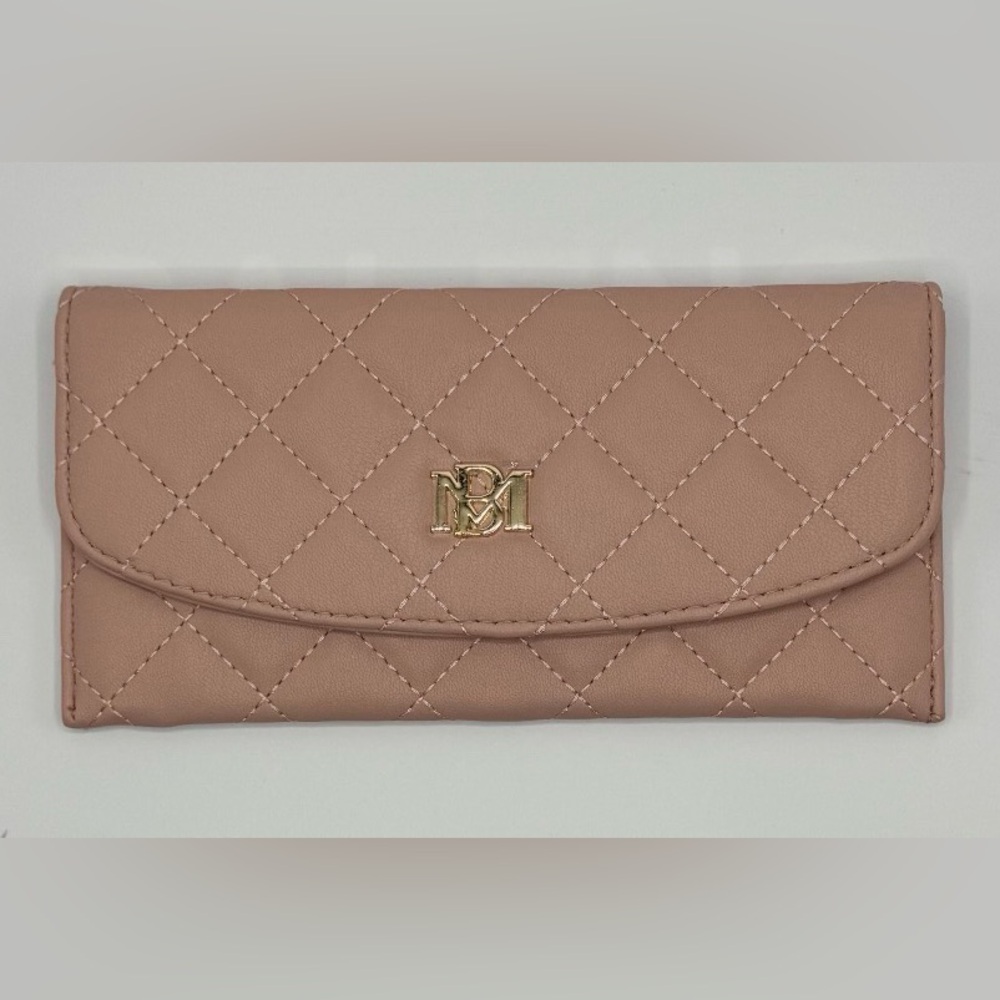 New Badgley Mischka Blush Quilted Card Wallet